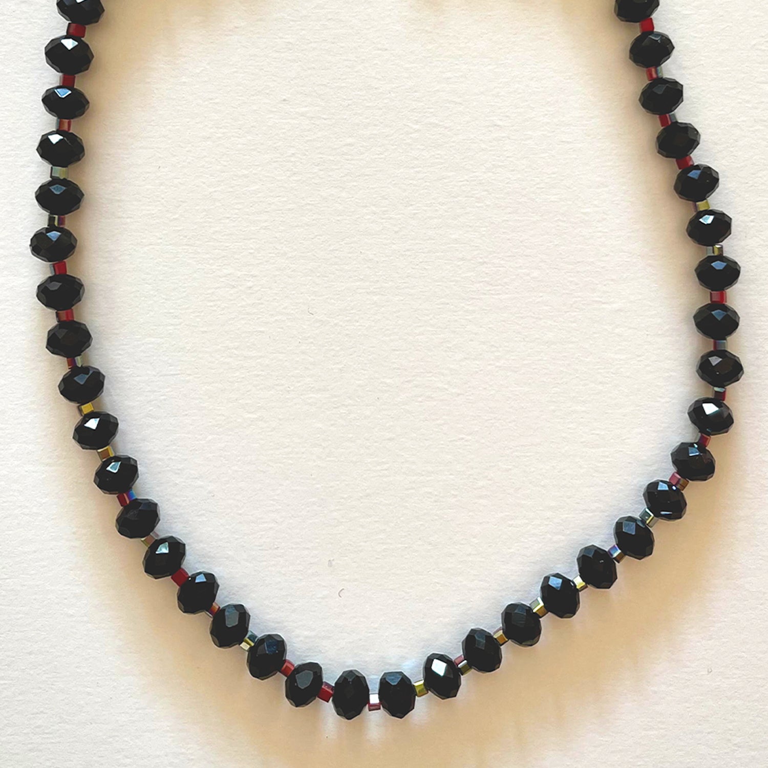 The black crystal necklace