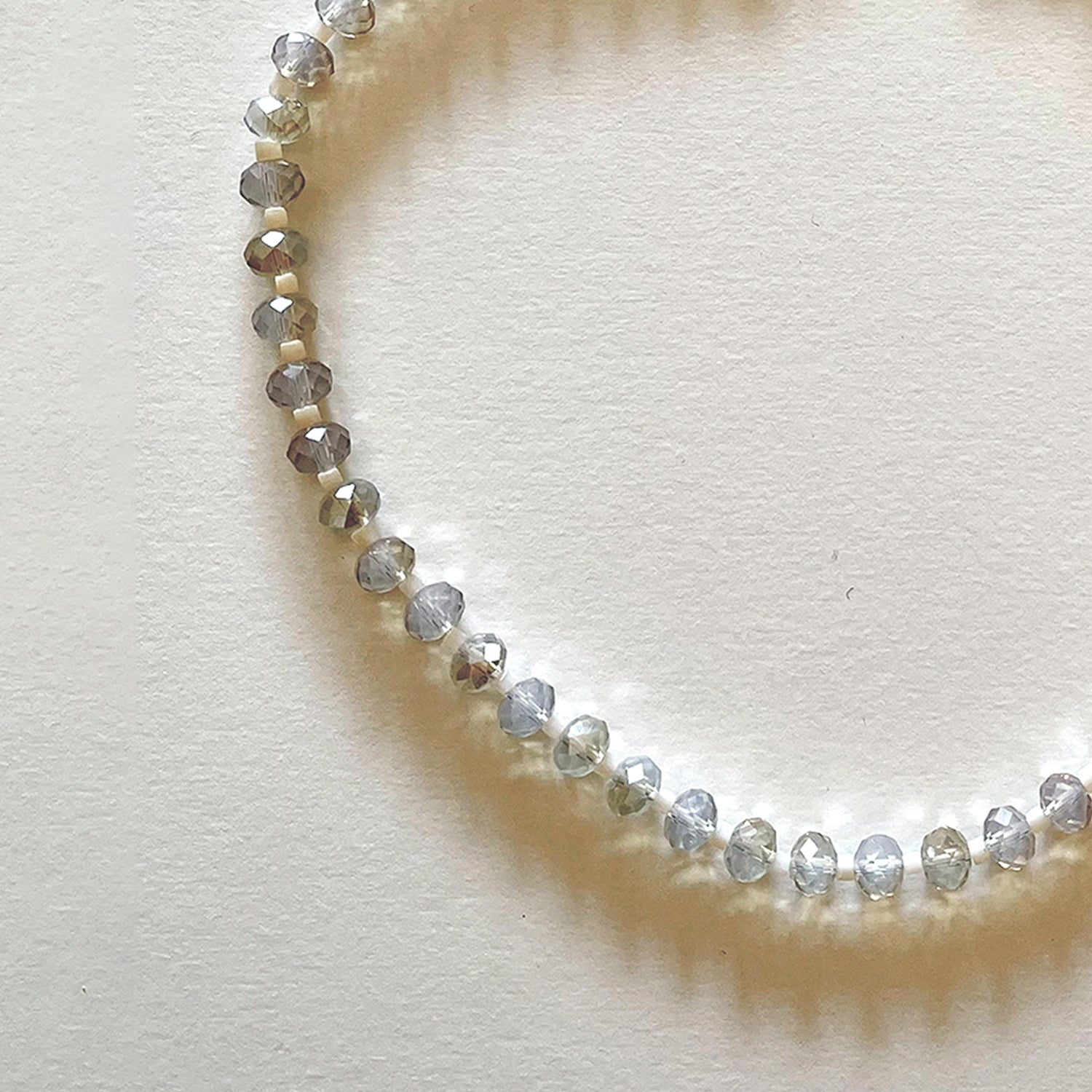 The white crystal necklace