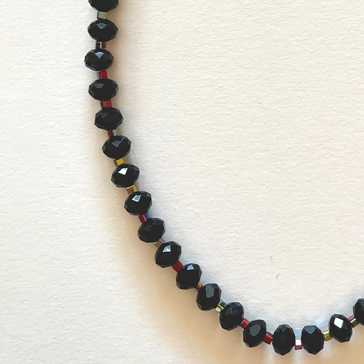 The black crystal necklace