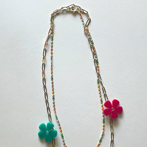 The multicolor flower necklace