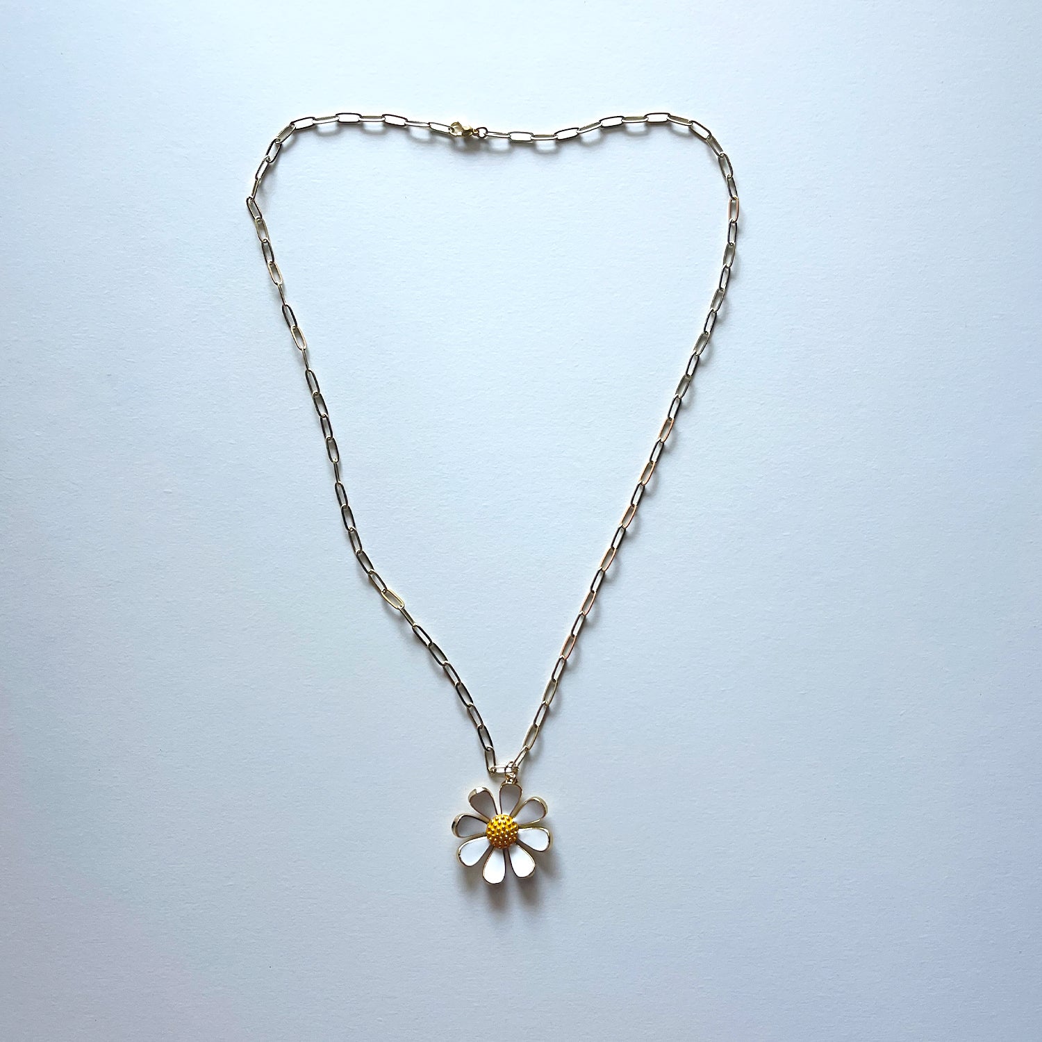 The Daisy necklace
