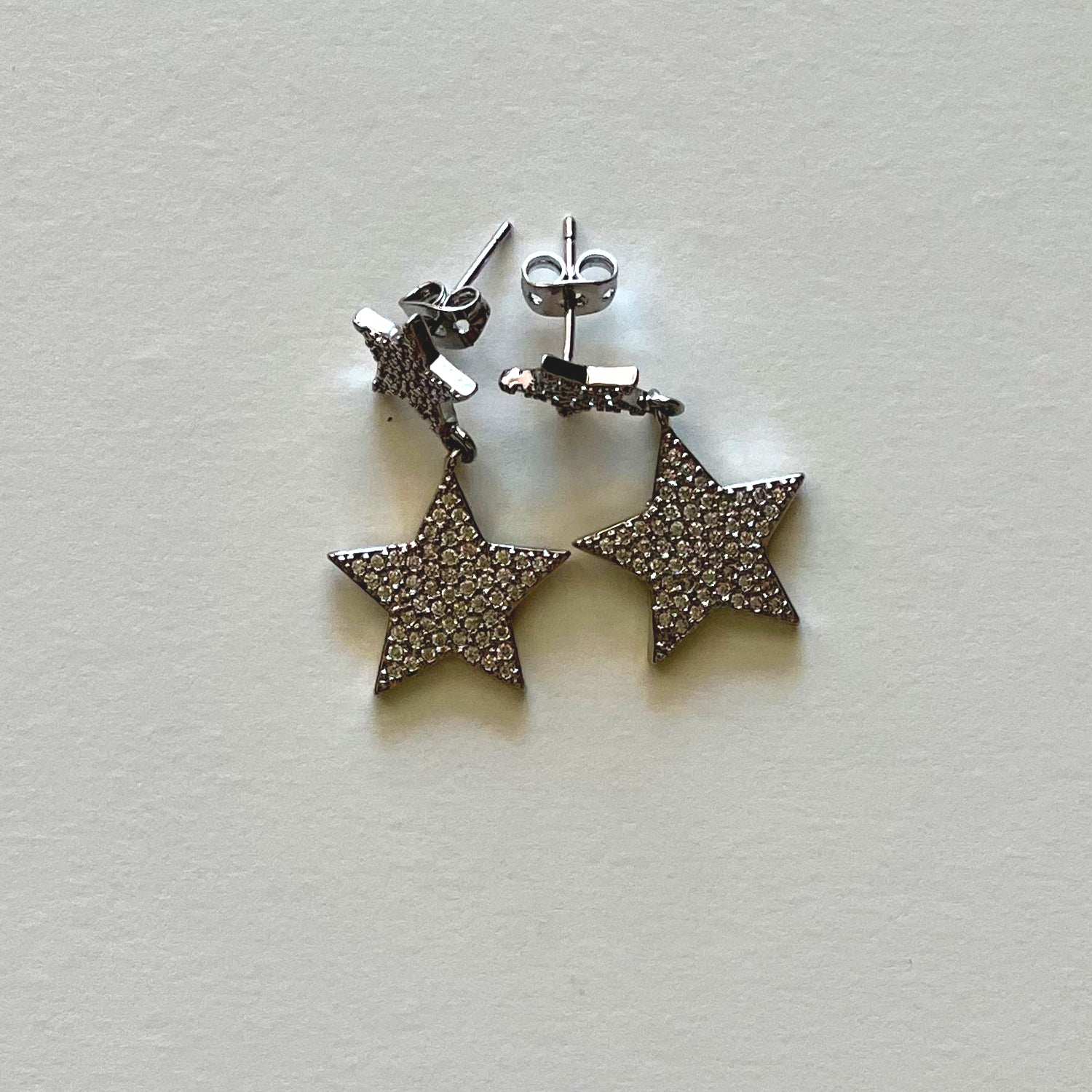 The silver stars earrings