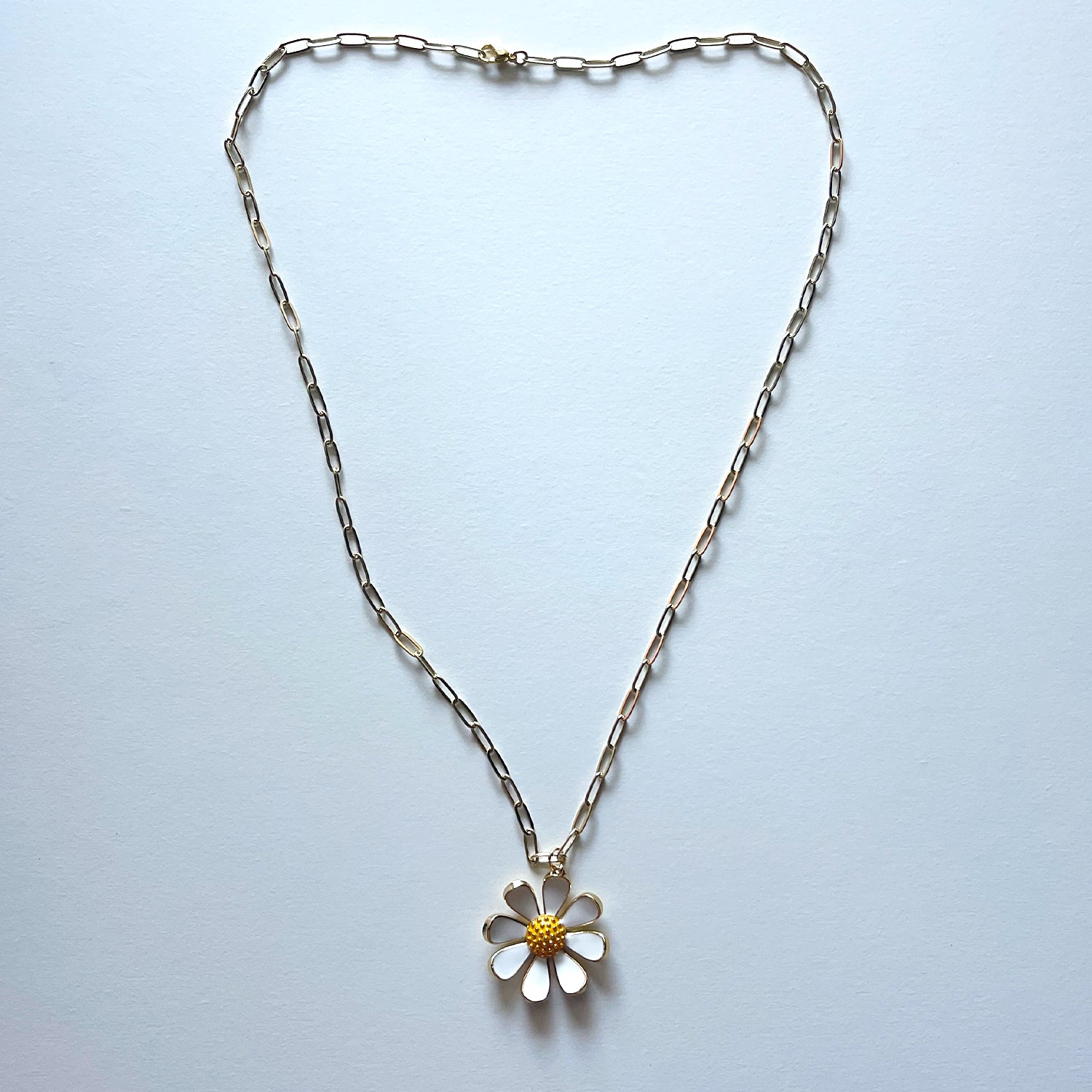 The Daisy necklace