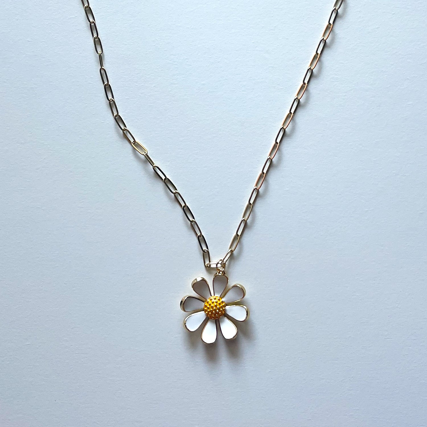 The Daisy necklace