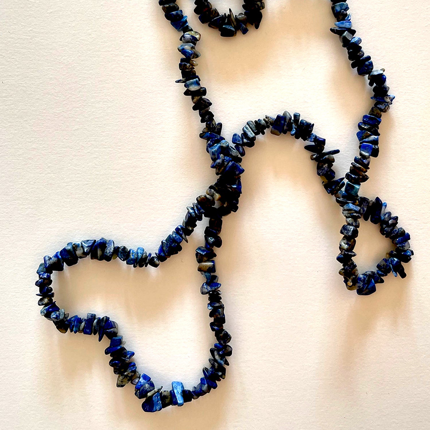 The black stones necklace