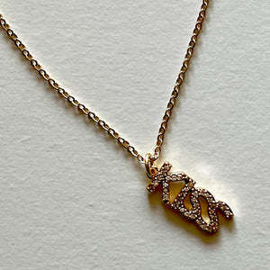 The kiss necklace