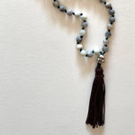 Load image into Gallery viewer, Japamala buda White and green
