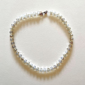The white crystal necklace