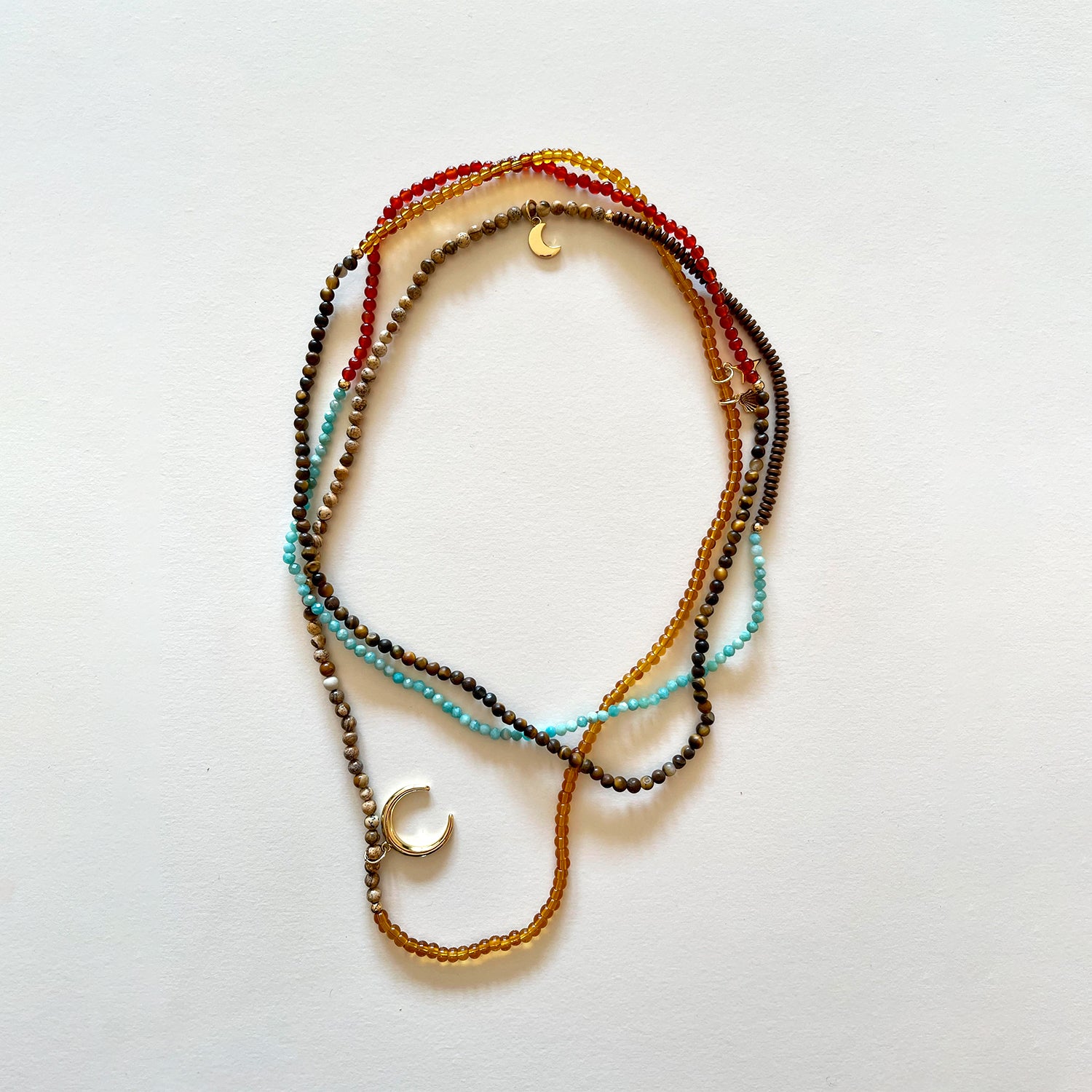 The turquoise and brown necklace
