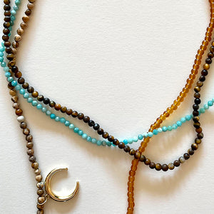 The turquoise and brown necklace